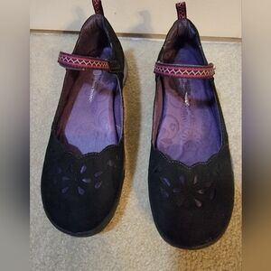 Jambu Women's Black Suede Mary Jane Shoes with Purple Interior Size 11M EUC